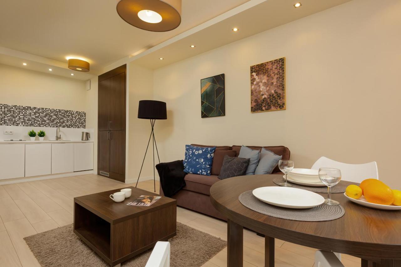 Apartments Warsaw Gieldowa 4 By Noclegi Renters Bagian luar foto