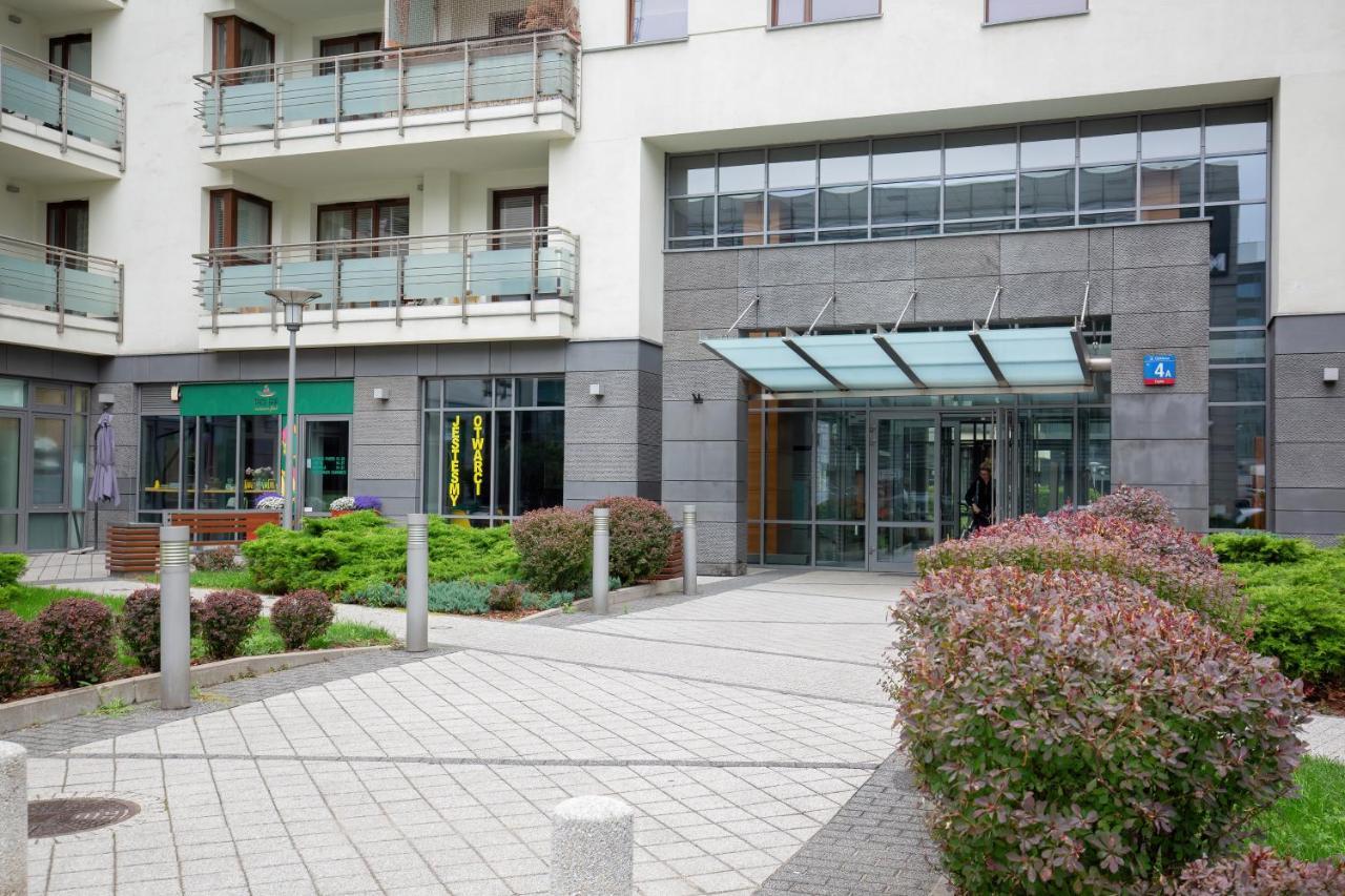 Apartments Warsaw Gieldowa 4 By Noclegi Renters Bagian luar foto